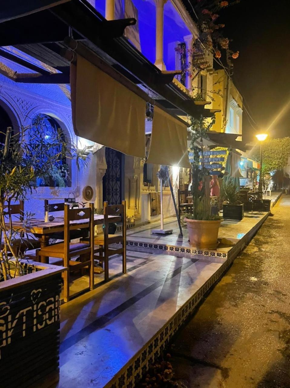 Hotel L'Artisan Harqalah Zewnętrze zdjęcie