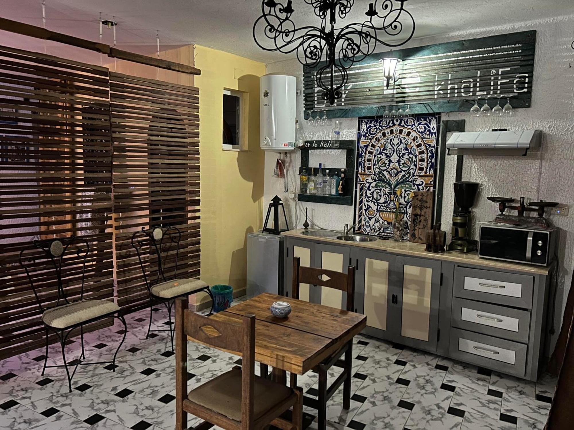 Hotel L'Artisan Harqalah Zewnętrze zdjęcie