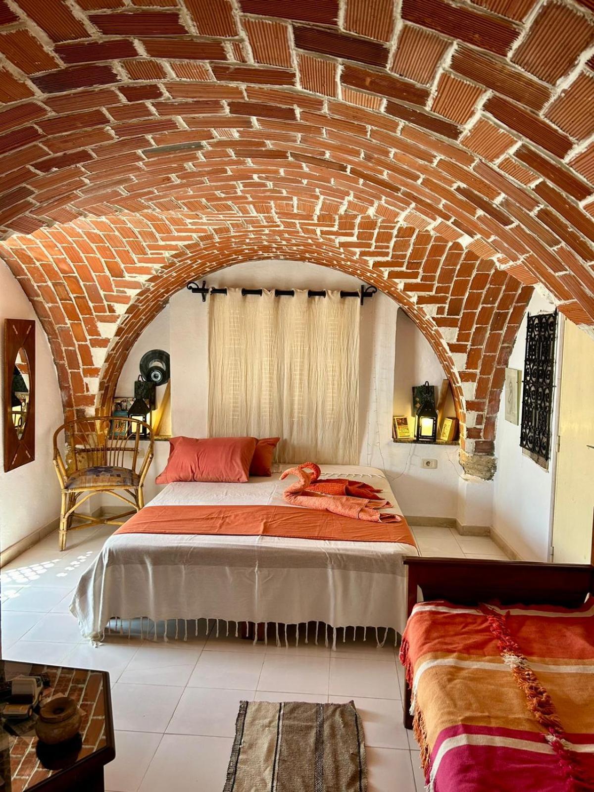 Hotel L'Artisan Harqalah Zewnętrze zdjęcie