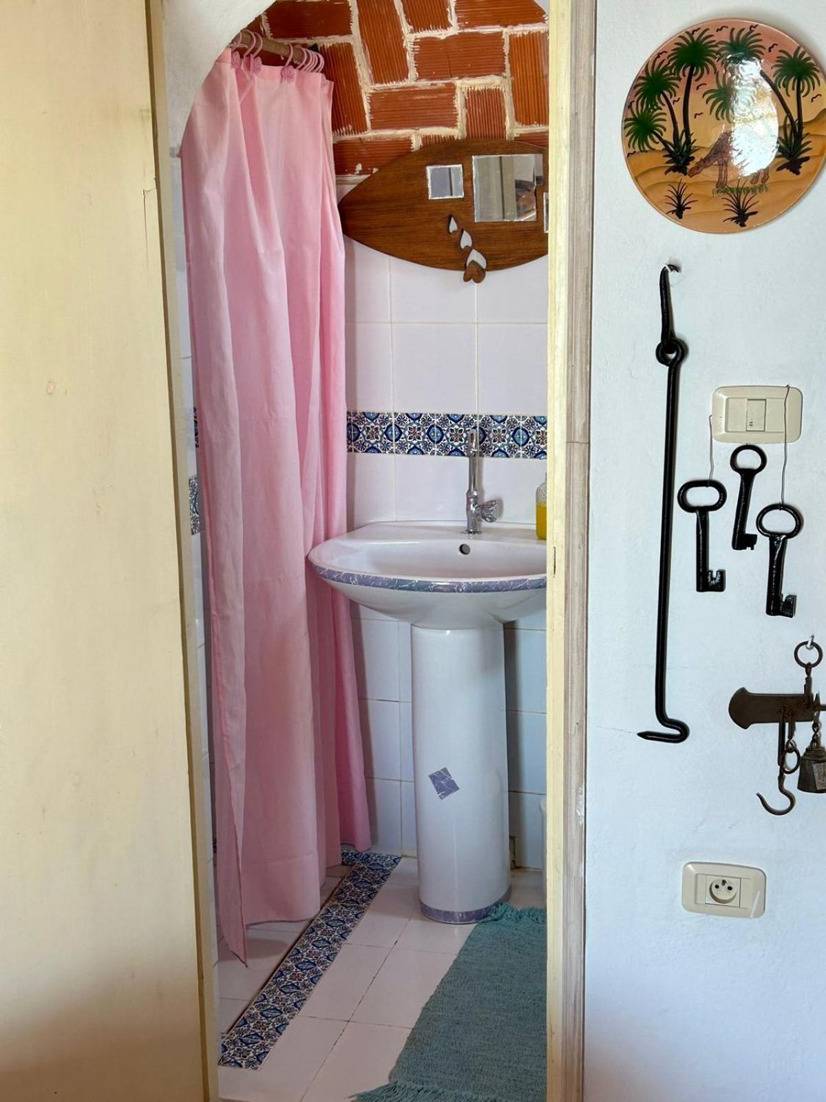 Hotel L'Artisan Harqalah Zewnętrze zdjęcie