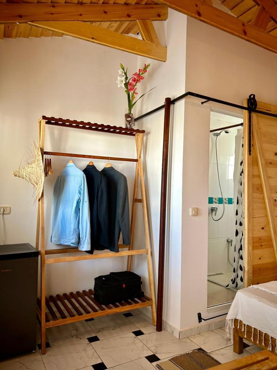 Hotel L'Artisan Harqalah Zewnętrze zdjęcie