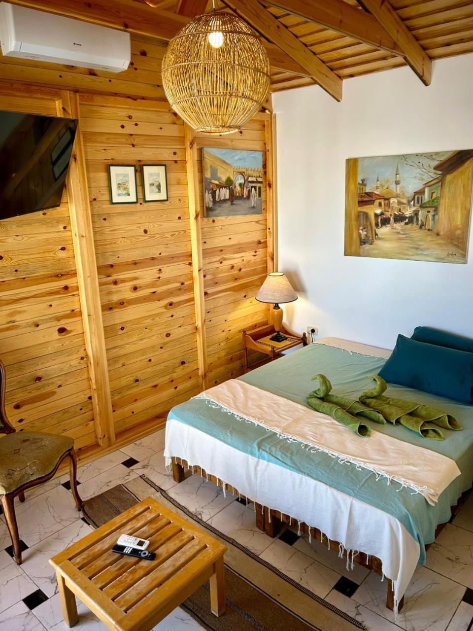 Hotel L'Artisan Harqalah Zewnętrze zdjęcie